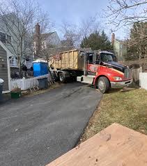 Best Estate Cleanout  in Williamsburg, OH